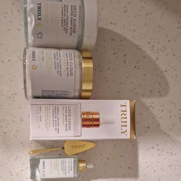 TRULY Coco Cloud Bundle
